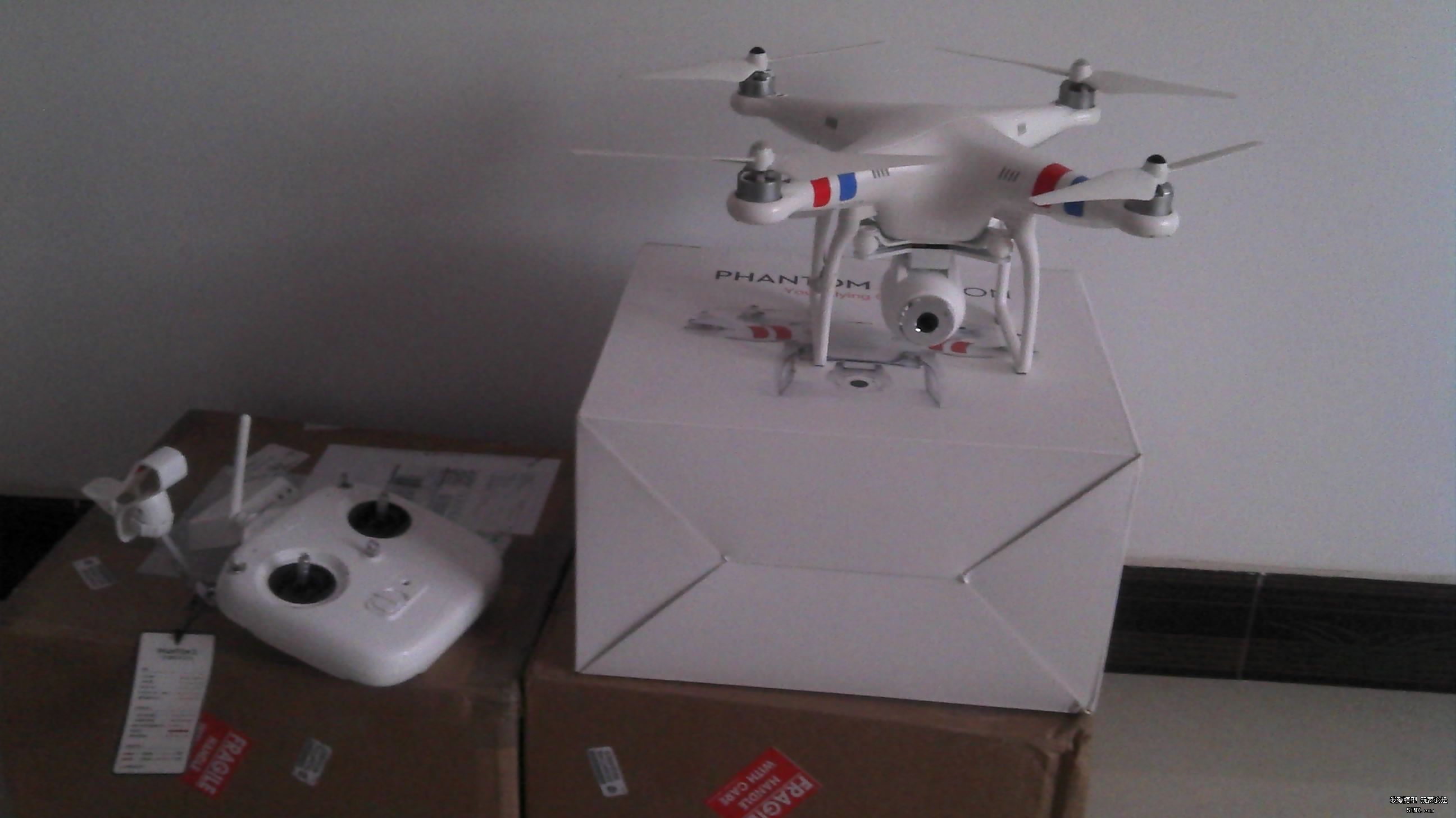 99新 大疆精灵2 dji phantom 2 全套到手飞 4500秒价转让