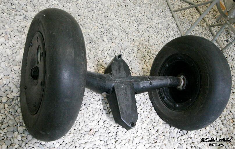 飞机起落架_航模收入式起落架