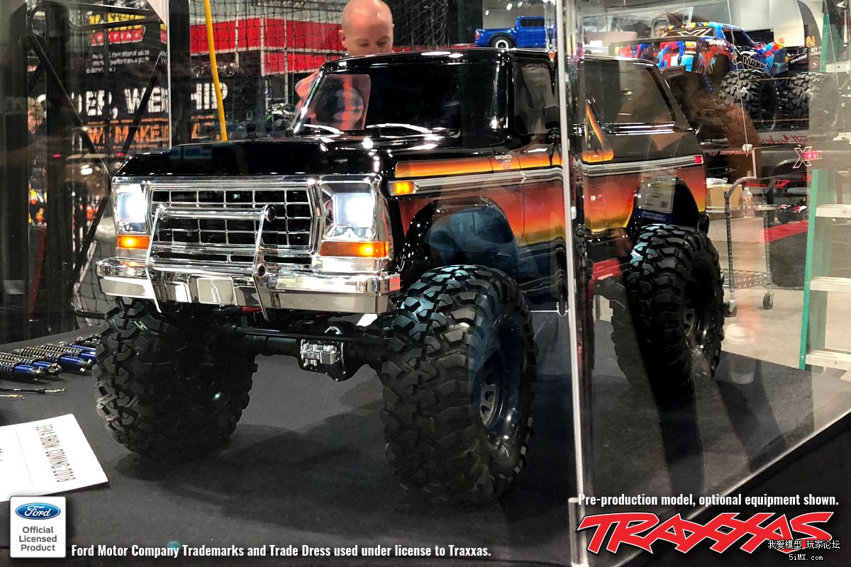 bronco2-sema-03.jpg