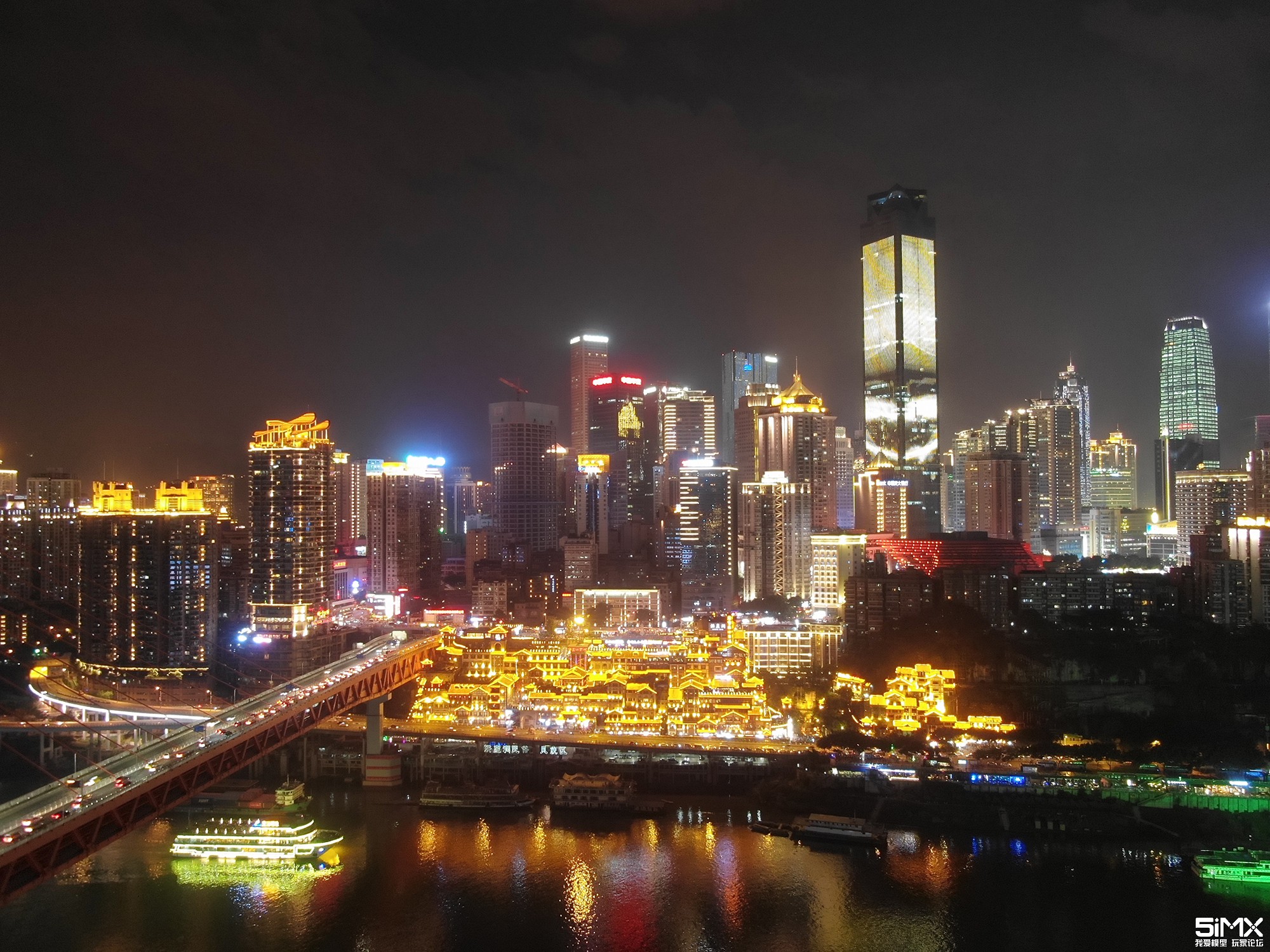 夜间画质对比照片Mavic-2-Zoom.jpg 夜间画质对比照片Mavic-2-Zoom.jpg