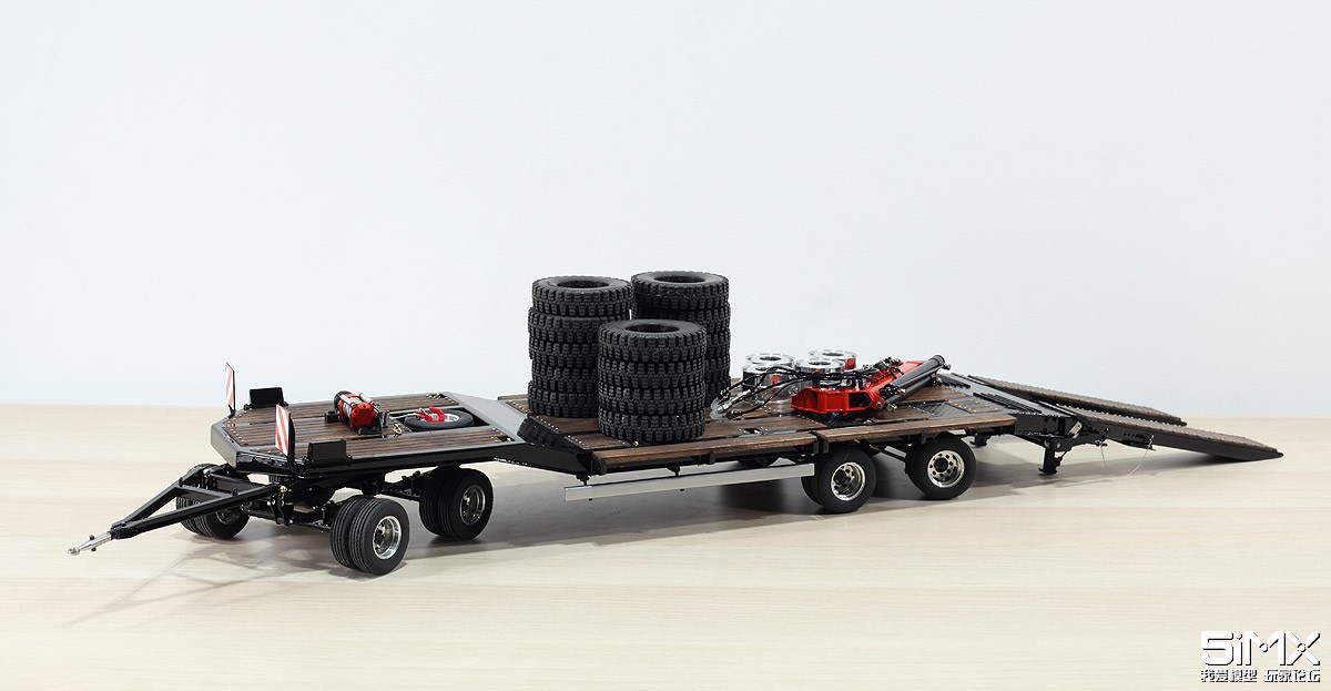 组装德国ScaleART 4轴平板拖车【5iMX评测室】