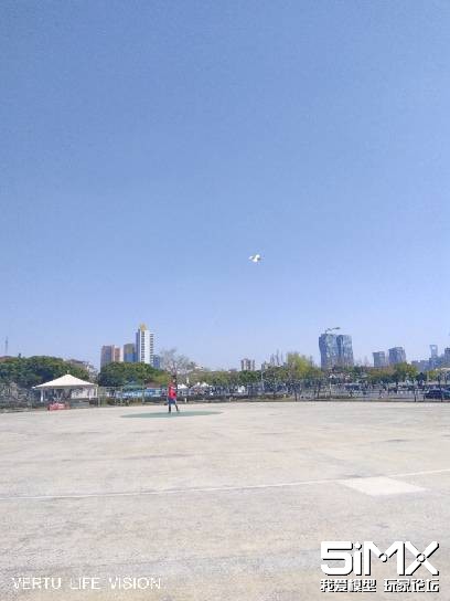 110727vh5az5pfuab00uab.jpg