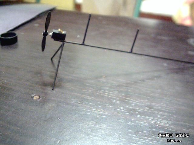爱上拉薄膜机 飞机机翼12cm 轻木自造 很轻很轻 轻木宽3mm飞机机身11