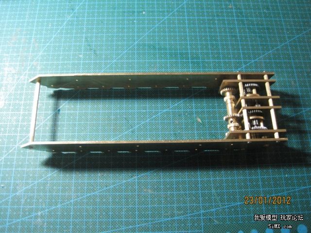 1/35金属双流豹二(10月17日迟到的波箱测试视频)